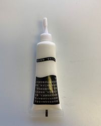 MW-TUK Mountain White Touch up kit